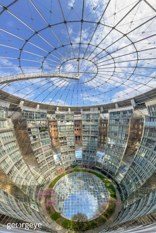 Urban Studio Gasometer By Ichbucheat * Wiedeń